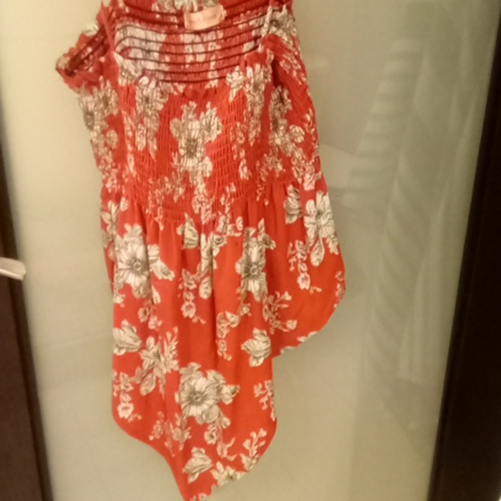 Women's clothing